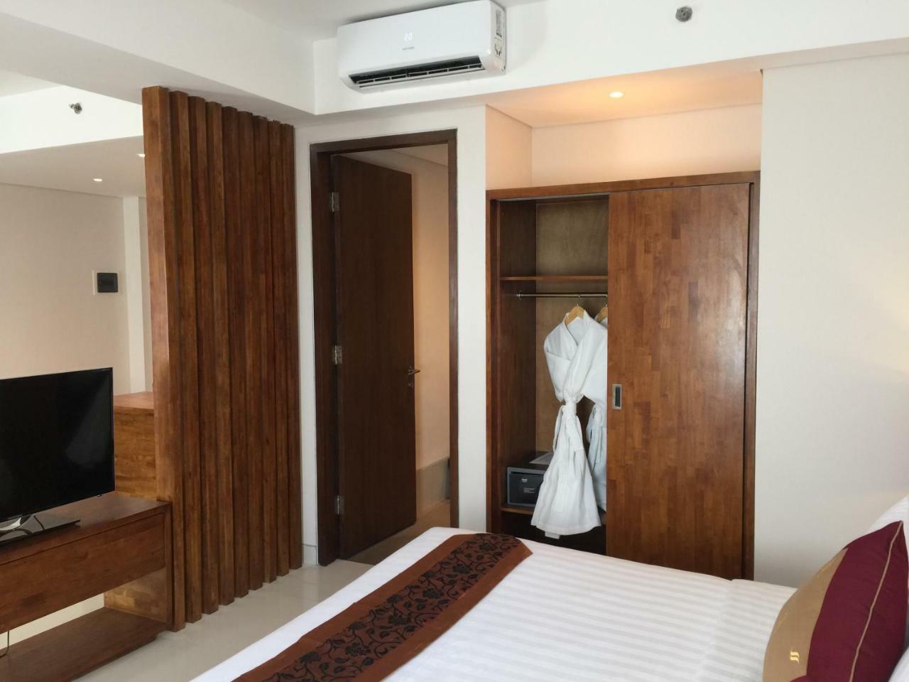 Signature Seminyak Hotel Dış mekan fotoğraf
